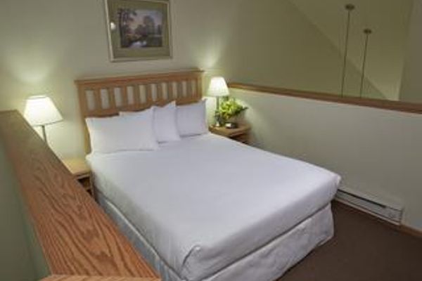 TIMBER RIDGE LODGE AND WATERPARK (Hebron)